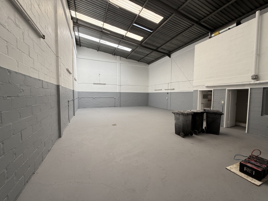 Commercial Property for Sale in Parow East Western Cape